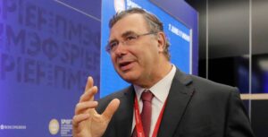 Lee más sobre el artículo Total regresa a España con la compra de activos a EDP por 515 millones