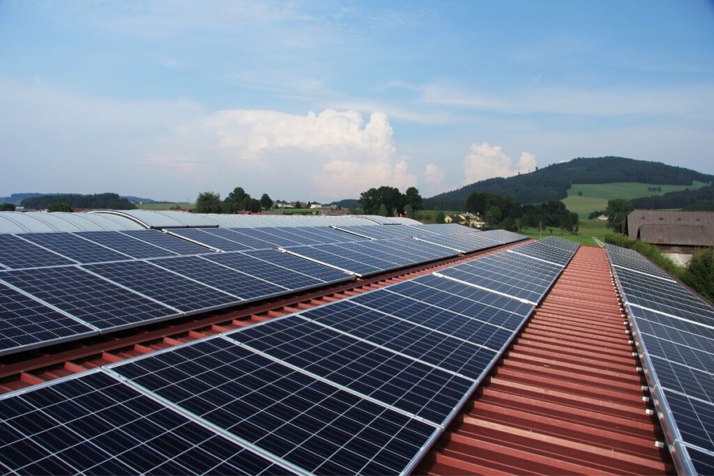Proyectos fotovoltaicos - Globa Distribuidor Total Energies